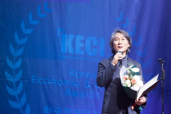 최민 시사만화가