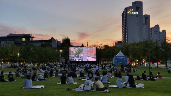경기평화광장 공연 모습 (경기도 제공)