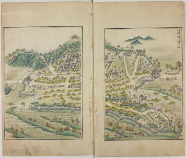 Bản đồ Hwaseong trong Orui Uigwe chữ Hangul, Paldalmun ở bên trái