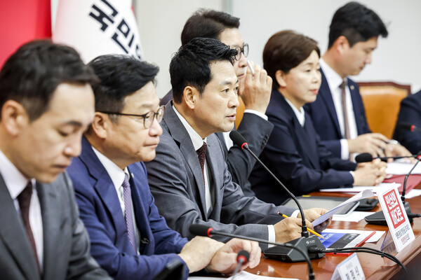 장동혁 국민의힘 대표가 31일 서울 여의도 국회에서 열린 최고위원회의에서 발언하고 있다. (뉴시스)