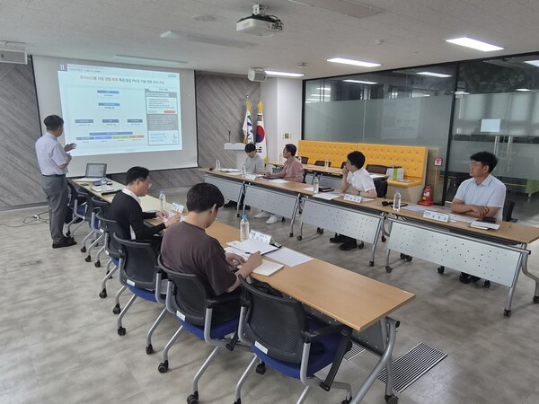 경기도는 ‘도로 살얼음 사고예방을 위한 분석시스템 구축 용역’ 착수보고회를 열었다 (경기도 제공)